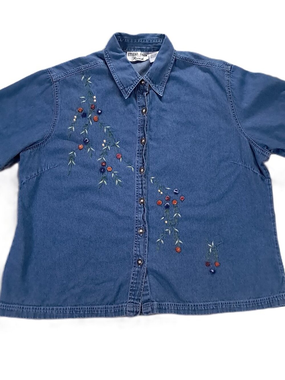 Studio Farm & Ranch Denim Shirt Women Plus 2X Floral Embroidered Blue Button Up